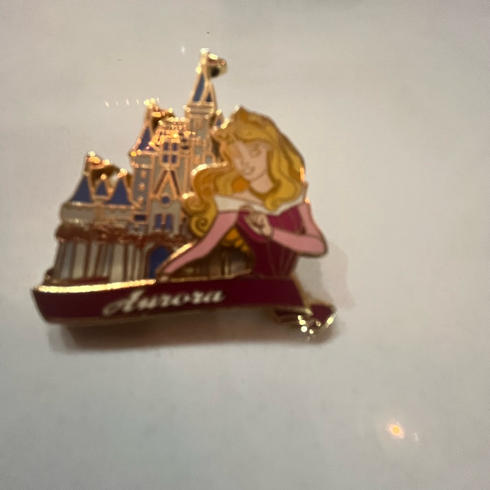 2002 WDW Princess Castle Series Aurora Disney Castle Pin